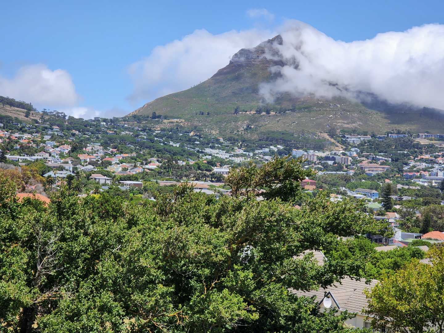 2 Bedroom Property for Sale in Vredehoek Western Cape